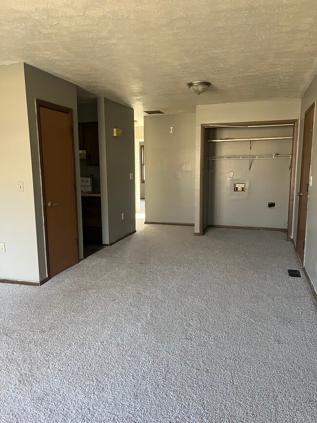 Building Photo - 1015 Courtland Ave