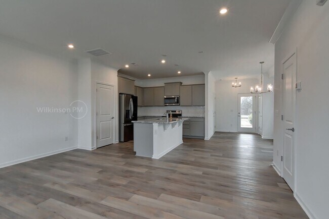 Foto del edificio - 3BD/2.5BTH Townhouse in Pringle Towns - A ...
