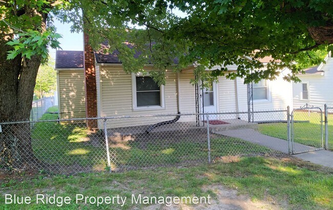 Building Photo - 2 br, 1 bath House - 1108 Grover Street