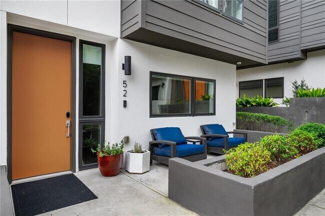 Foto del edificio - 52 Reynolds Square Ln