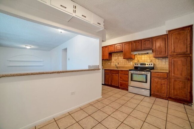 Foto del edificio - 4593 S Lowell Blvd