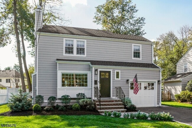 Foto del edificio - 256 Woodland Ave