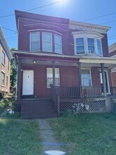 Building Photo - 1837 Spencer St