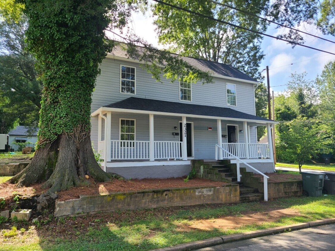 Primary Photo - 2321 Dacian St