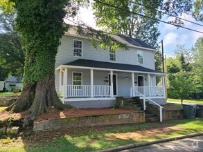 Building Photo - 2321 Dacian St