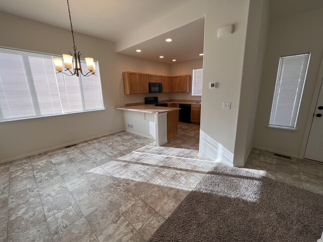 Photo - 2670 Turquoise St House