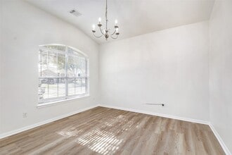 Building Photo - 20122 Goss Hollow Ln