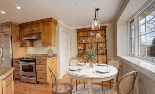 Foto del edificio - West Highlands 4-bedroom 2-bathroom