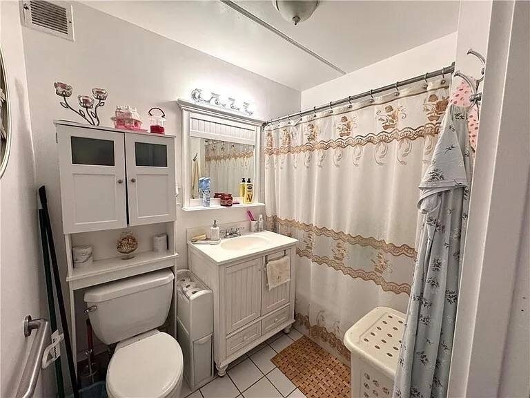 Foto del edificio - 79-14 Rockaway Beach Blvd