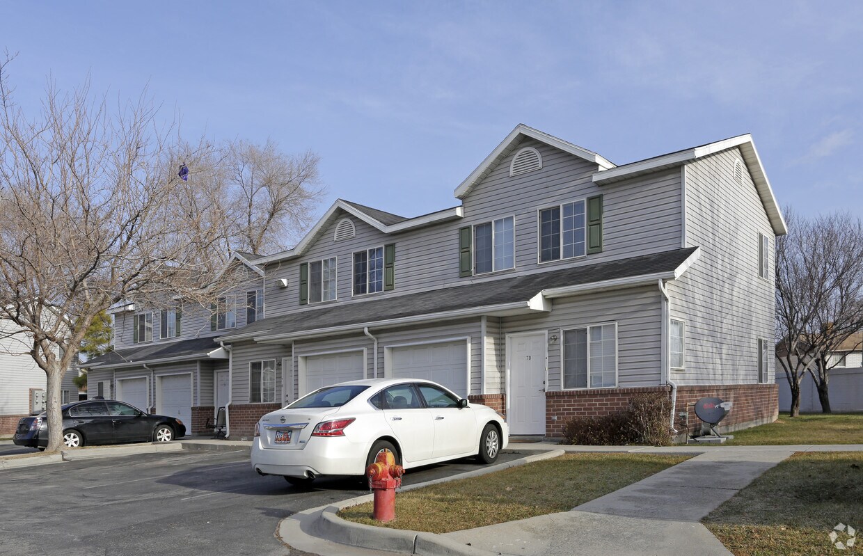 Primary Photo - Compass Townhomes