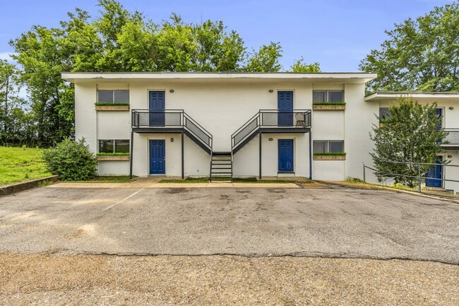 Building Photo - Richland Hills