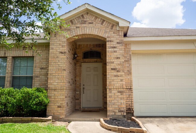 Foto del edificio - 24318 Cornell Park Ln