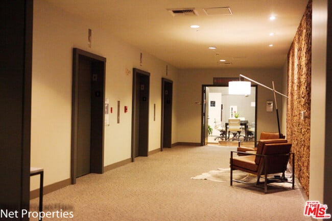 Building Photo - 3810 Wilshire Blvd