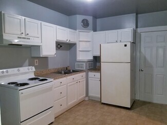 Building Photo - 222 E Main St