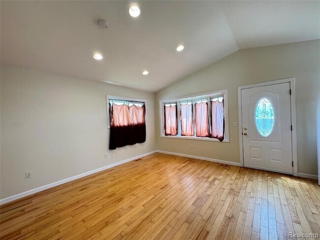 Foto del edificio - 15345 Jackson St