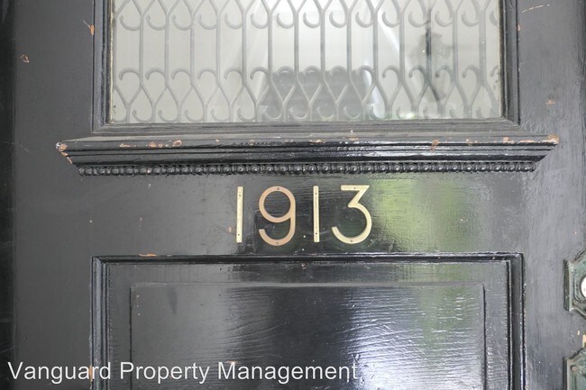 Building Photo - 3 br, 1 bath Apartment - 1913 Grant Avenue