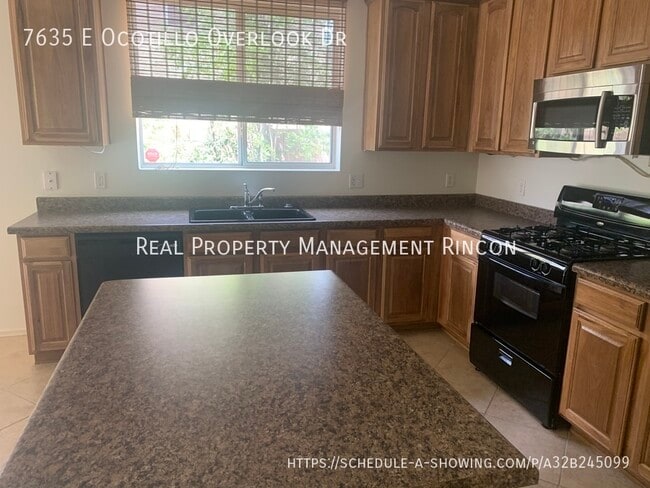 Foto del edificio - 7635 E Ocotillo Overlook Dr