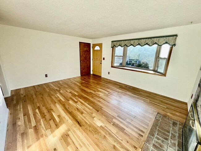 Foto del edificio - Beautiful 2bd/1bath South Tabor Home with ...