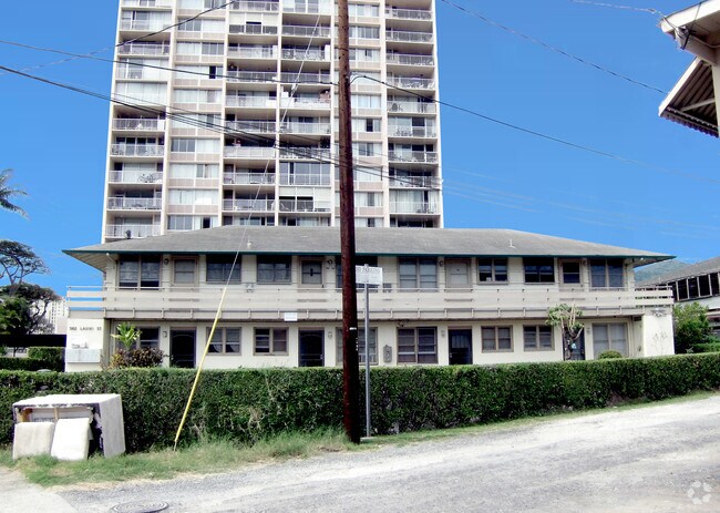 Building Photo - 562 Lauiki St