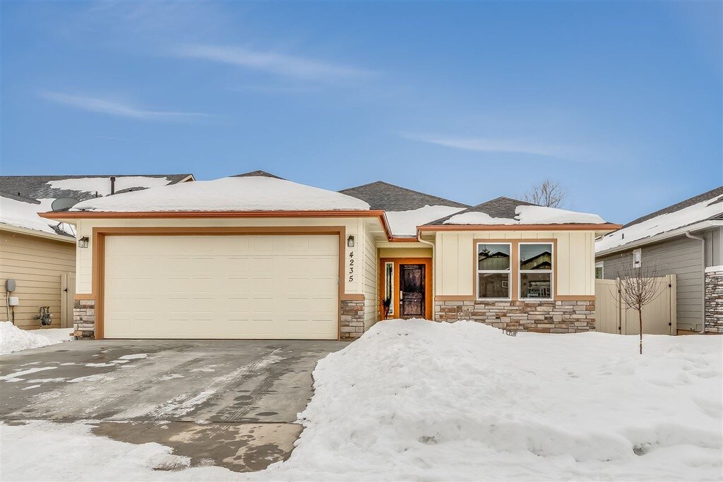 Primary Photo - 4235 W Aspen Creek St