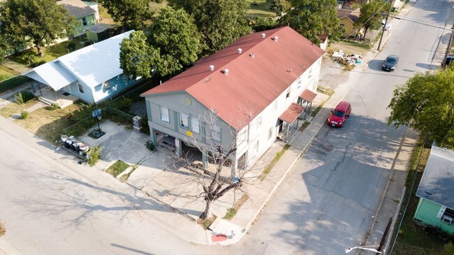 Foto del edificio - 3118 W Gerald Ave