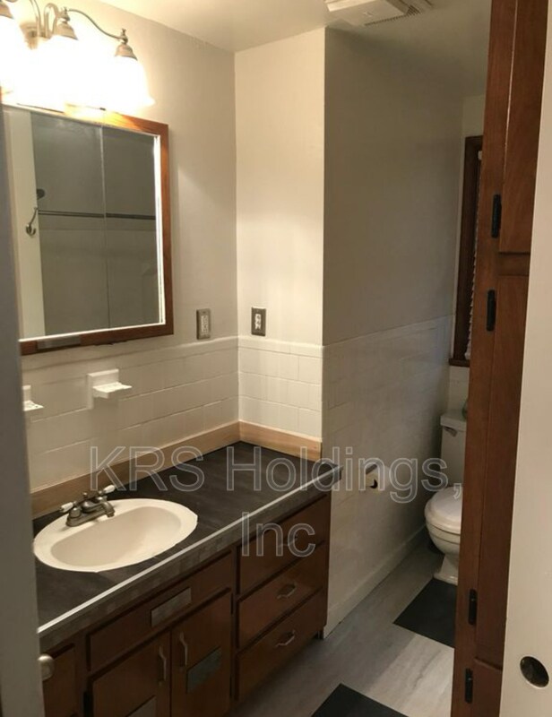 Foto del edificio - 714 N Pinetta Dr