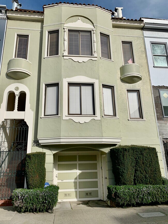 Building Photo - 3526 Divisadero St