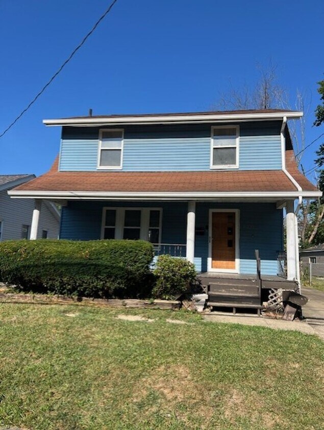 Primary Photo - 3BR South Akron Classic with Deck, 2-Car G...