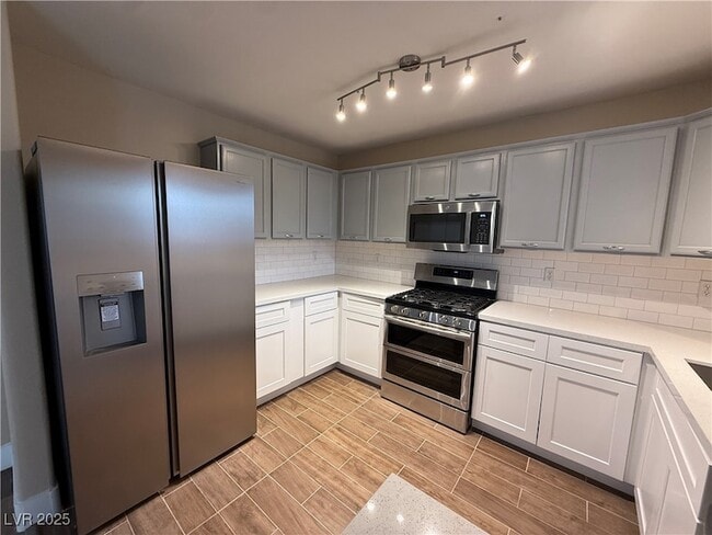 Foto del edificio - 2613 Pinerock St