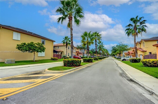 Building Photo - 8631 NW 110th Ave