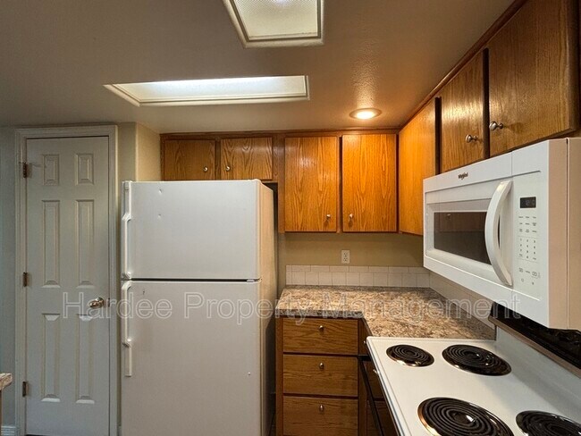 Foto del edificio - 1602 W Highland St