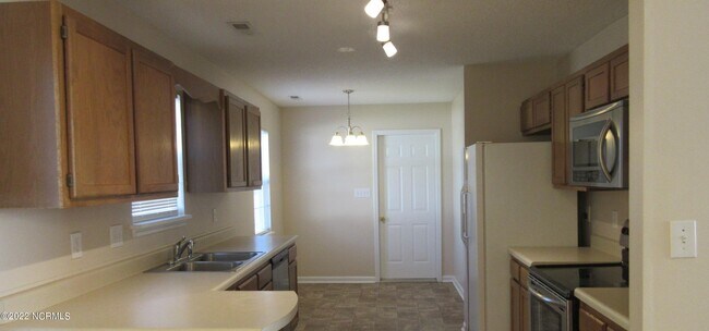 Building Photo - 155 Horse Shoe Bend