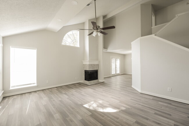 Building Photo - 9223 Bristlebrook Dr