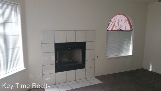 Foto del edificio - 3479 Beale St