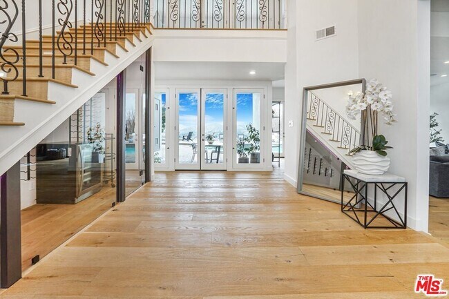 Foto del edificio - 3485 Ridgeford Dr