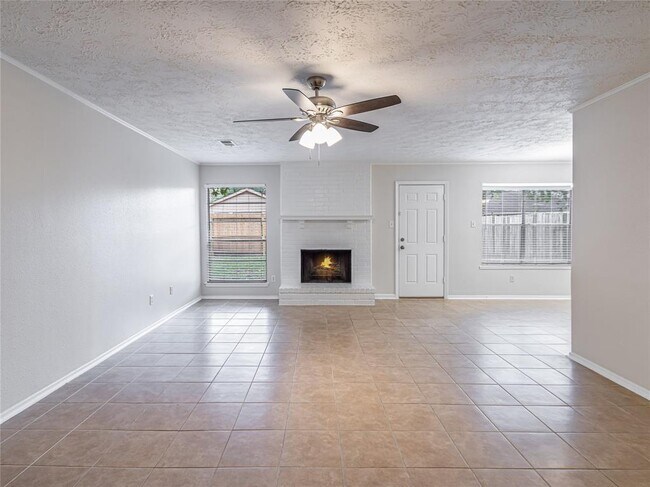 Foto del edificio - 2322 Grindstone Ln