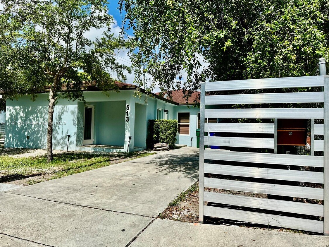 Foto principal - 513 NW 77th St