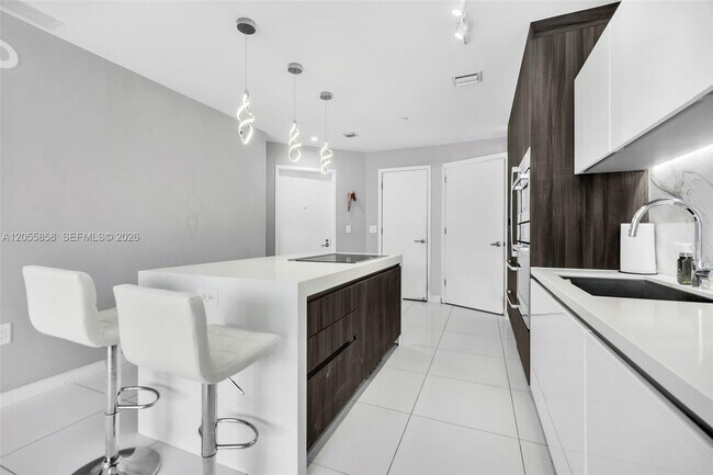 Foto del edificio - 851 NE 1st Ave