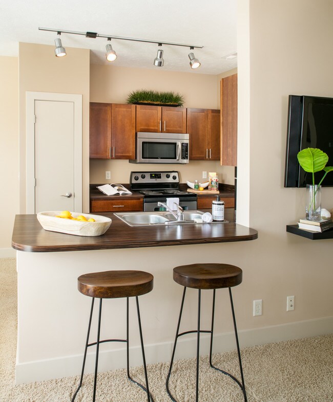 River Park by Broadmoor Rentals Council Bluffs, IA