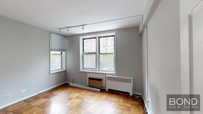 Foto del edificio - 340 E 58th St