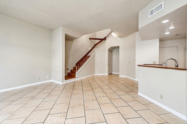 Building Photo - 40 Brownfield Ln