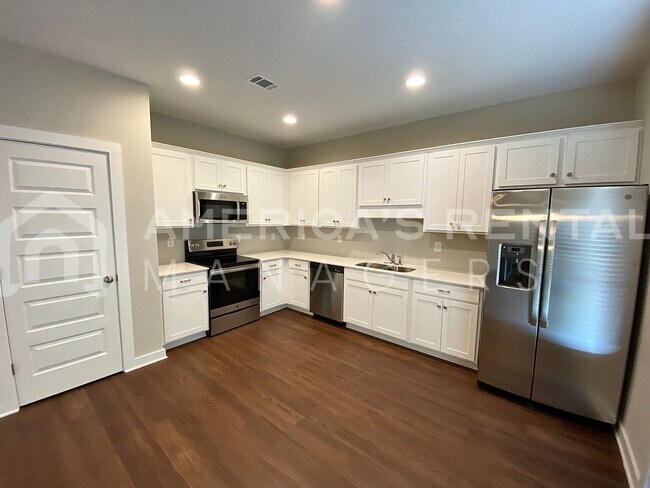 Building Photo - Home for rent in Brookwood, AL! Available ...