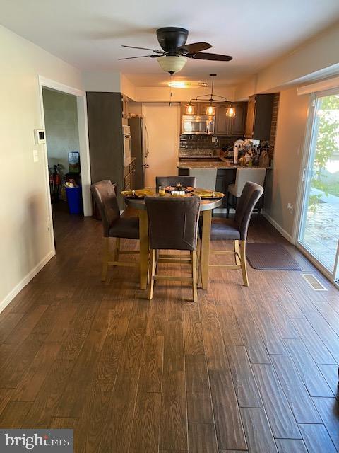 Foto del edificio - 12816 Brunswick Ln