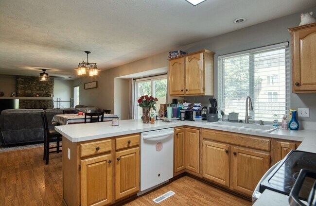 Foto del edificio - 4413 S 176th Ave