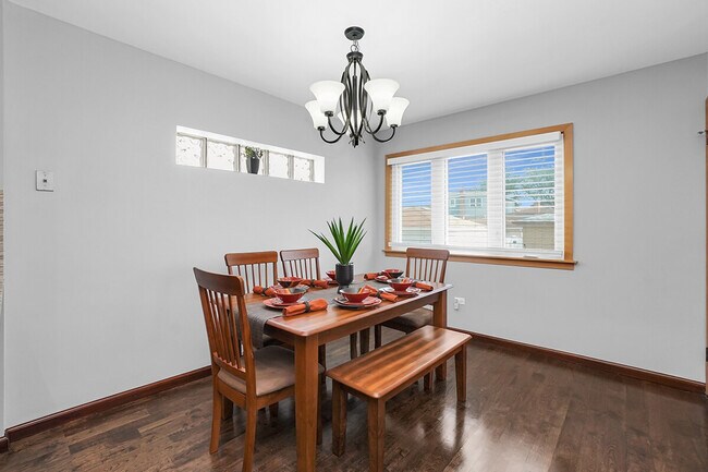 Foto del edificio - 6059 W 64th St