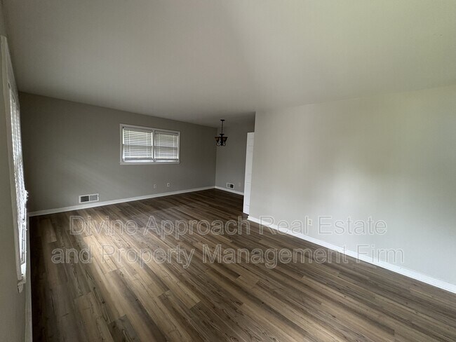 Foto del edificio - 1128 50th St Ensley