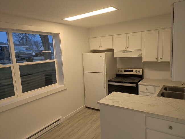 Foto del edificio - 502 W Market St