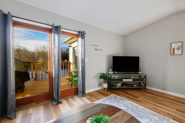 Foto del edificio - 4544 Erie Ave NW