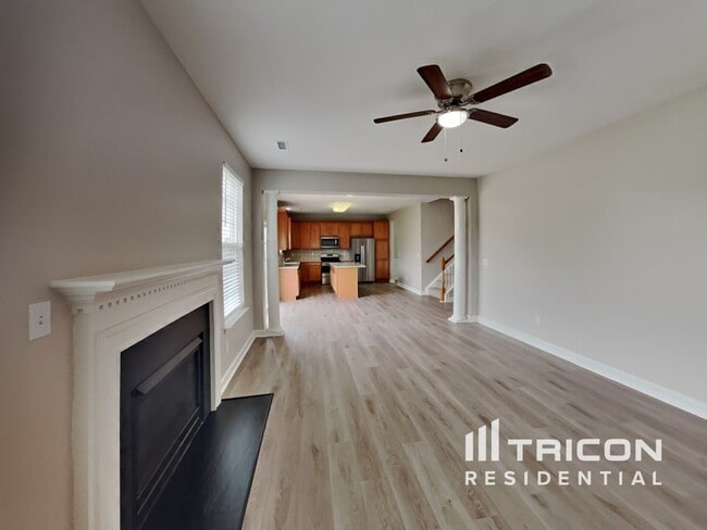 Building Photo - 6413 Amber Bluffs Crescent