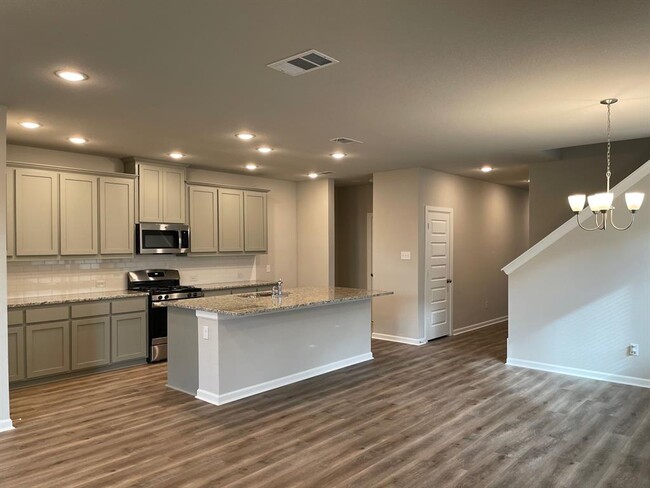 Foto del edificio - 5529 Blue Point Ln